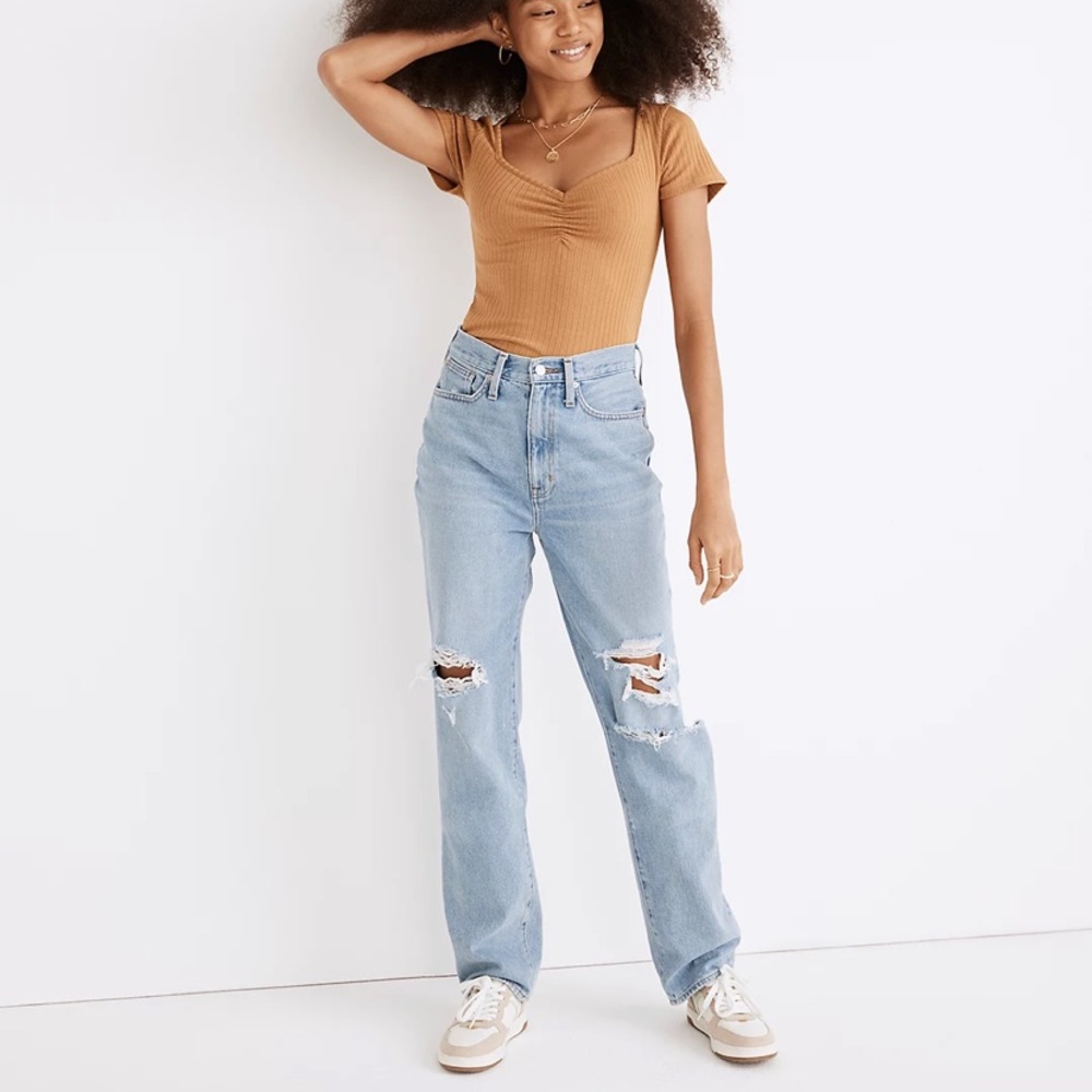 Madewell Baggy Straight Jeans in Earlhurst Wash: Ripped Edition